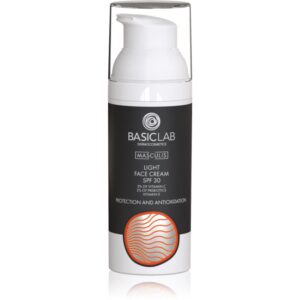 BasicLab Dermocosmetics Masculis crema de zi usoara pentru barbati SPF 30 50 ml