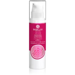 BasicLab Dermocosmetics Capillus balsam cu efect de netezire pentru par indisciplinat 250 ml-Țena