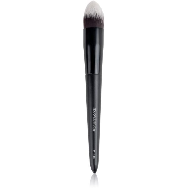 Brushworks Tapered Precision Buffing Brush pensula pentru machiaj tip NO. 4 1 buc-Țena