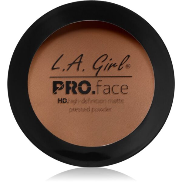 L.A. Girl Cosmetics PRO. Face HD pudra compacta cu efect matifiant culoare Medium Beige 7 g-Țena